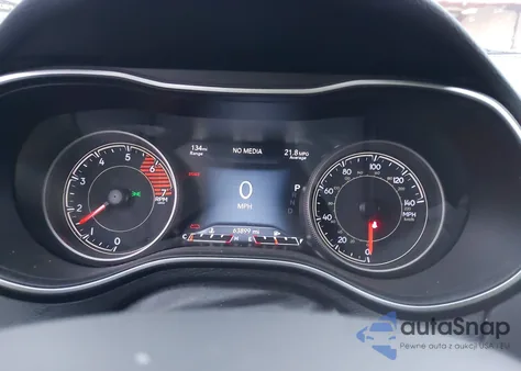 2019 Jeep Cherokee Trailhawk 4X4 z USA, uszkodzony, nr VIN 1C4PJMBN9KD426860